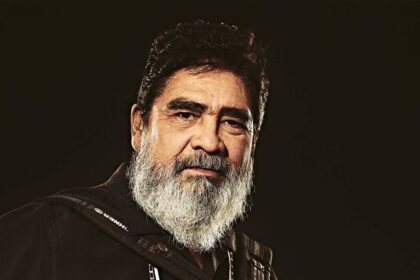 Originario de Monterrey canto cumbia colombiana y vallenato