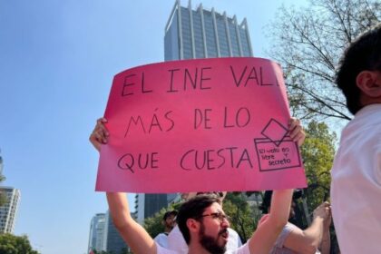 Las reformas deben nacer del consenso, del diá- logo y de la búsqueda del bien común