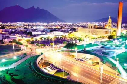 Debemos ir visualizando si queremos que el área metropolitana de Monterrey se convierta un día en la primera Tecnópolis de México.