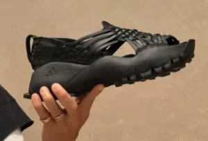 Oaxaca acusa de ''apropiación cultural'' a Adidas por sandalias Slip-On.