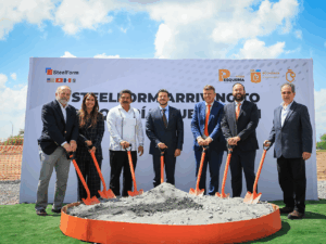 20250911_02_arrancagobernador_plantasteelform_enpesqueria_01