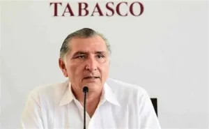 La presidente se quiere deslindar de AMLO e independizarse completamente de él, pero encuentra fuerte resistencia tanto de AMLO, de sus hijos y de los múltiples liderazgos de Morena