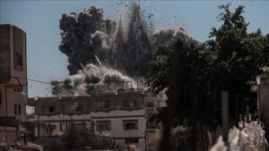 Israel intensifica ofensiva en Gaza: derribo de la torre Al Nour y creciente crisis humanitaria