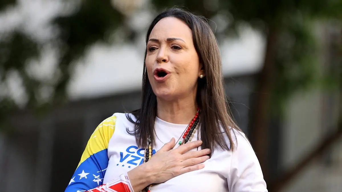 “Machado ha demostrado un compromiso inquebrantable con la libertad, la justicia y la vía no violenta como camino hacia el cambio político”, señaló el comunicado oficial del Comité.