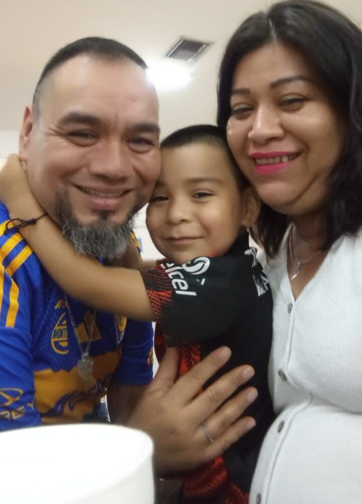 ee1fdf1e-e370-4382-863d-d00845bc3318