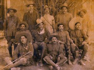 Para conmemorar el 115 aniversario de la Revolución Mexicana, el Museo del Noreste y la Sociedad Nuevoleonesa de Historia, Geografía y Estadística, A. C., invitan al público a participar en la mesa de diálogo “Descendientes de la Revolución mexicana”, que se realizará el sábado 15 de noviembre a las 10:30 horas en el auditorio del recinto.