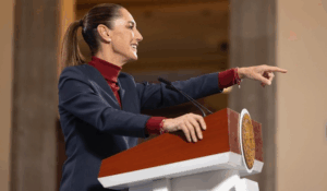 Destacó que, durante este año, Tulum ha recibido, hasta octubre, un millón 348 mil 901 turistas, el Aeropuerto de Tulum tuvo un incremento de 9.4 por ciento y durante la ocupación hotelera actual es del 75.8 por ciento.