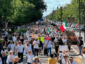¿Se adueñaron los adultos de la marcha de la generación Z en México?
