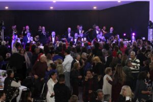 Una inolvidable Posada rock con los Oldies, los Old Chiles y los Reno, se llevó a cabo en el Club de Leones Monterrey Poniente.