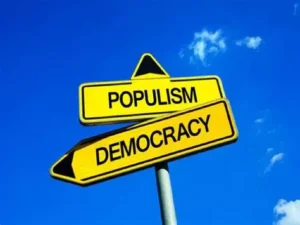 La democracia se ha venido desgastando