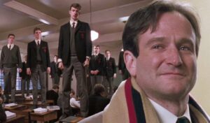 La frase se hace famosa en la película “La Sociedad de los poetas muertos” a raíz de un poema del gran Walt Whitman.