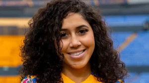 Caso Aaliyah Farmer. la defensora estadounidense dejó el equipo de manera inesperada