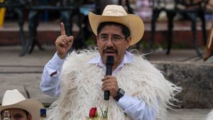 Bi'ni xtiidxalu' Cumple tu palabra, cumple con tu deber. zapoteco del istmo