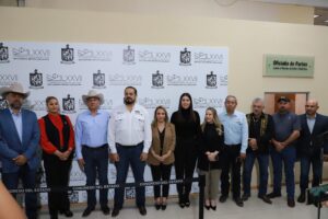 Diputados Locales y Alcaldes rurales de Acción Nacional presentaron un exhorto para urgir al Gobierno de NL a refrendar el apoyo para combatir la sequía en el presente año.