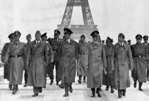 los nazis ocupantes de la capital francesa no tenían más opción que morir o rendirse.