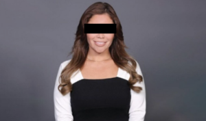 Karina asegura que siempre ha estado dispuesta a colaborar con las autoridades y que no existe riesgo de fuga ni intención de obstaculizar las investigaciones