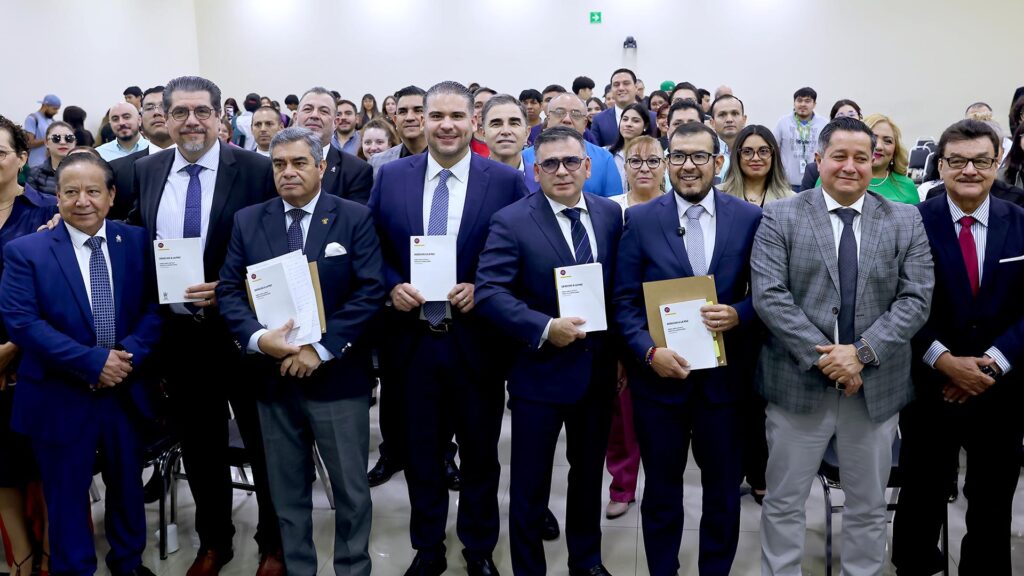 UANL presenta el libro “Derecho a la paz” en FACDYC con participación de más de 27 autores