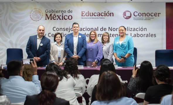 CONOCER impulsa profesionalización pública y presenta primer estándar en autismo en México