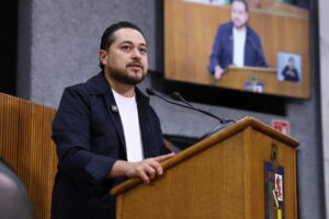 Diputado Miguel Lechuga exige sanción a tránsitos de Santa Catarina por extorsión a trailero