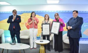 Reconocen trabajo de Guille ALvarado