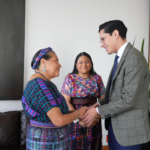 Rigoberta Menchú trabajará en México por derechos de mujeres e indígenas