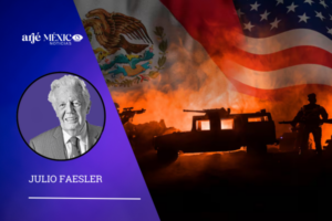 LA SOBERANIA INDICIADA Por Julio Faesler Desde hace varias semanas la presidente Sheinbaum ha venido utilizando en su mañanera y demás entrevistas y foros en los que aparece la soberanía nacional no tanto como baluarte de defensa de nuestro territorio y valores nacionales, sino como defensa de los acusados por las autoridades norteamericanas por su confirmada delincuencia como narcotraficantes. El tema merece comentario. La soberanía es un concepto que tiene sentido cuando se refiere a la independencia de una nación, y no viene al caso cuando, como lo ha venido haciendo la Presidenta, distorsiona el concepto pretendiendo aplicarlo para proteger de la acción de la justicia a sólo un individuo que, en este caso, es el gobernador con licencia Rocha Moya. Esta falta abusiva de proporción que la jefe de gobierno realiza provoca una confusión y un daño al concepto de soberanía que se invoca, además de que se le haya perdido el respeto a la presidenta misma. Se trata de rescatar un espacio que el gobierno pone en peligro al abusar de él. La soberanía no está cuestionada. Sólo hay que invocarla correctamente. En asuntos penales vale identificar y atrapar al criminal para separarlo de la comunidad. Así de sencillo. La soberanía se expresa al respetar el derecho no en pretender torcerlo. Falta mencionar otra consideración. El combate a las mafias no puede hacerlo un solo país. Las mafias mexicanas se han extendido infiltrándose cual humedad por todo el mundo, haciendo que nuestro país sea conocido internacionalmente como un narcoestado. El gobierno mexicano es el responsable de esta vergonzosa realidad. El crecimiento del poder de las mafias mexicanas, junto con algunos de sus cárteles, hoy por hoy son los más importantes del mundo, como el Jalisco Nueva Generación, el de Sinaloa y la Familia Michoacana. Las mafias mexicanas han crecido a tal grado de dimensión que se requiere la acción concertada de varios gobiernos para combatirlos. México no basta para hacerle efectiva la guerra. A los cárteles. Es evidente que nuestro aliado natural es Estados Unidos y su colaboración es indispensable en esta lucha ya que su población ha sufrido gravemente por el incremento del número de muertes por el consumo de drogas. Las organizaciones criminales han montado un sistema lo suficientemente amplio y efectivo para surtir las necesidades del mercado norteamericano calculado en que el 52% de su población de todos los estratos sociales que han consumido drogas. 70 mil personas murieron el año pasado por el consumo de fentanilo. La alianza entre nuestros dos países es la única vía para la acción simultánea y solidaria para acabar con este peligro que es de máxima prioridad tanto para México como ara Estados Unidos. Sólo la cooperación recíproca puede dar esperanzas para limpiar el mercado binacional, que es solo una parte de la vasta área internacional dominada por las mafias. Se trata de la alianza entre pares que comparten la autoridad para sumar recursos y esfuerzos para lograr y compartir el triunfo que se busca. En esta lucha no surge el tema de proteger la soberanías, puesto que por definición, la alianza tiene por objeto fundirlas en una sola lucha. Frente a esa realidad la presidenta Sheinbaum prefiere utilizar el concepto de soberanía para defender a los narco políticos junto el ex gobernador Rocha. Se verá entonces que Sheinbaum emplea el concepto de soberanía con fines enteramente distintos a su función y significado y por lo tanto, cae en una desviación muy tramposa de intenciones que responde únicamente a su profundo compromiso y a su lealtad con la ideología de Morena. Así, la soberanía del país se traslada por simple decisión presidencial de ser la protección a la identidad del país, pasa aser la protección de un personaje cuyos antecedentes y pruebas fehacientes es un narco político. Tanto en el caso de nuestro vecino al norte, igual que nosotros, estamos reconociendo que son los narcos los que se han instalado en las entrañas del poder político suplantándose como el centro de la soberanía. Se llega al absurdo de que el nuevo significado de soberanía es un término que lo obtienen los narcos que siguen adelante gozando de la impunidad que ella les otorga. Así quedó indiciada la soberanía. de junio 2026 juliofelipefaesler@yahoo.com