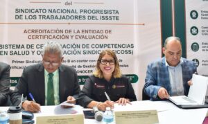 Con la integración del CGC del SINAPTISSSTE, que encabeza el Lic. Hilario Ramírez Chávez, avanzamos en el reconocimiento de la experiencia y la profesionalización 🎓 de trabajadoras y trabajadores de la salud.