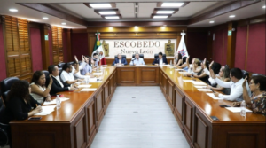 La separación tendrá una vigencia establecida de 30 días, surtiendo efecto a partir del Viernes 31 de Julio y extendiéndose al 29 de Agosto; será sin goce de sueldo.