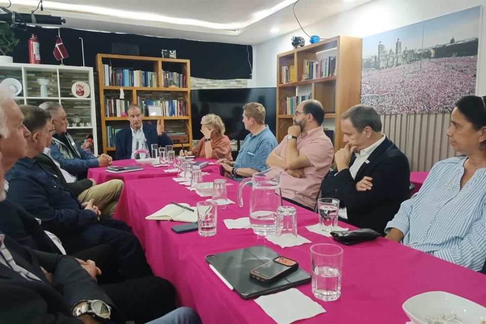 Reunion de SomosMx y Vicente Fox