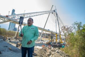 Samuel García monumento a la ineficiencia y corrupción.