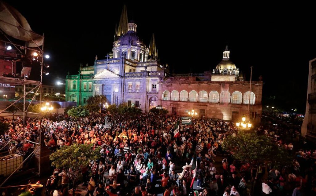 Plazas llenas en las fiesta patrias