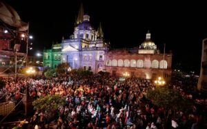Plazas llenas en las fiesta patrias