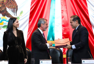 Hacienda entrega Paquete Económico 2027 con crecimiento y finanzas responsables