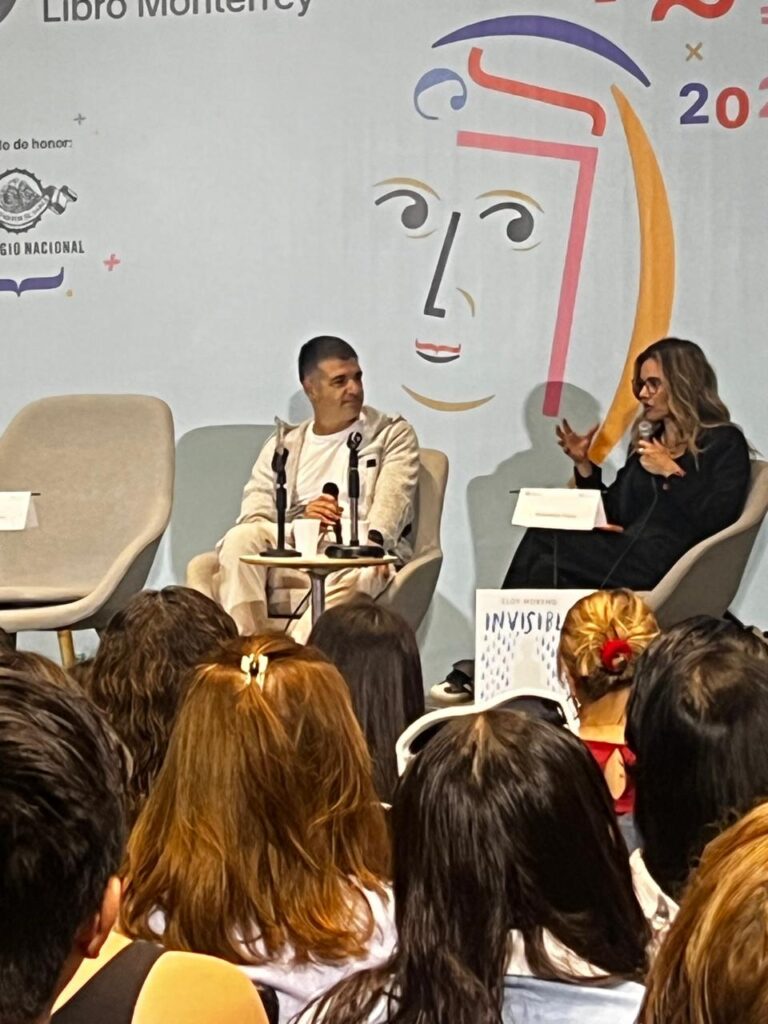 Eloy Moreno presenta sus libros Invisible y Redes en la FIL